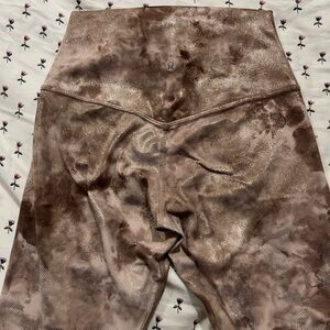Lululemon pink leggings. size 4